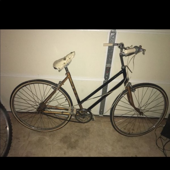 Antique Bike - Picture 1 of 2